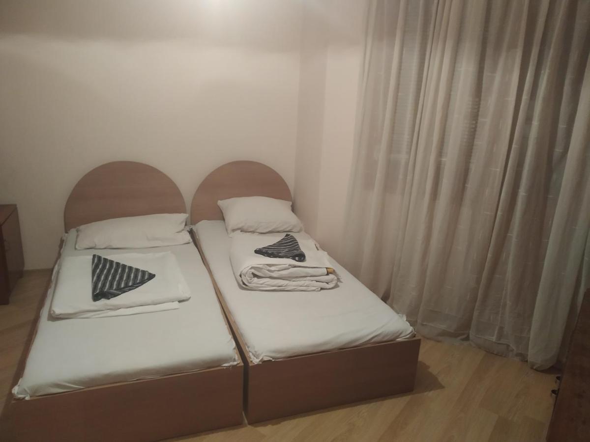 Apartment Center Varna Buitenkant foto